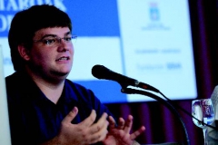 xdz4_arg_000121_003