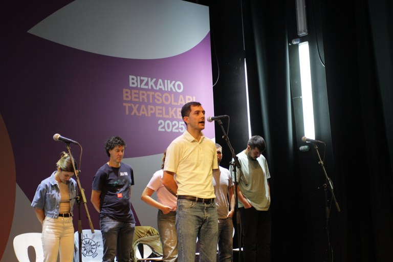 Aitor Bizkarra gailendu da Bizkaiko txapelketako lehen saioan