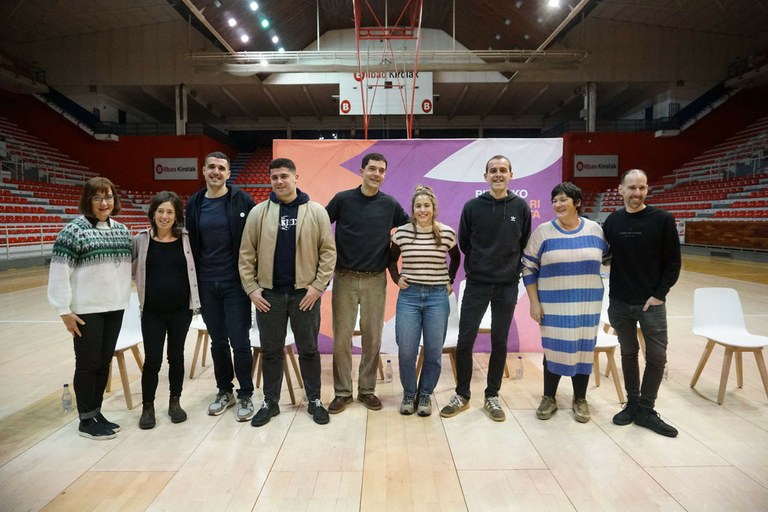 Bizkaiko Bertsolari Txapelketako finalera begirako argipenak Bizkaiko Bertsolari Txapelketako finalera begirako argipenak