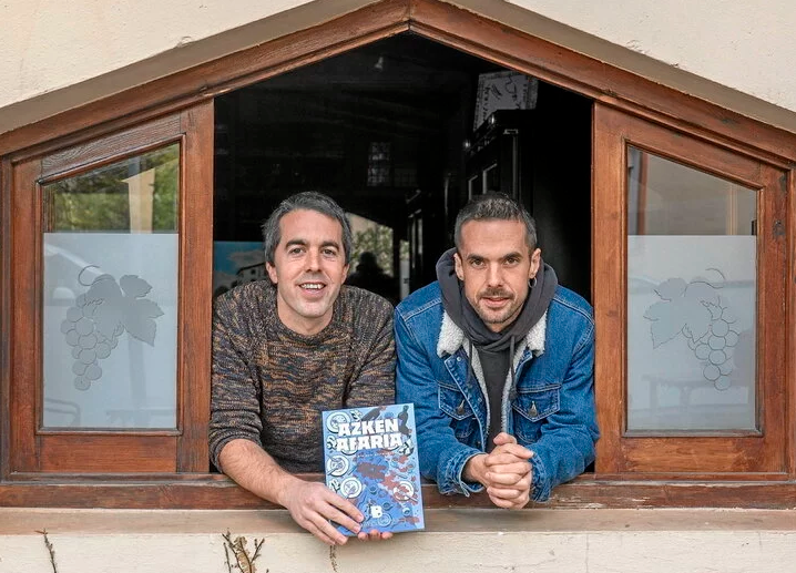 Azkura eragiten duten gaiei buruz aritzeak Azkura eragiten duten gaiei buruz aritzeak