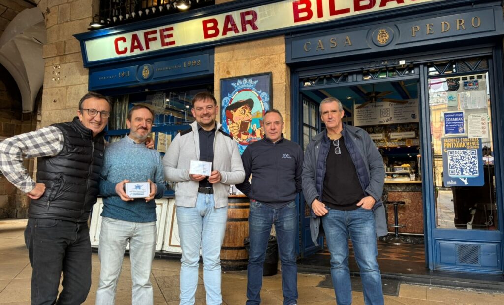 Xabier Payak irabazi du antzerki gidoi laburren Cafe Bar Bilbao saria